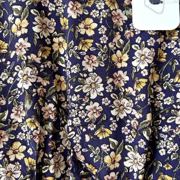 Nordstrom Elodie Blouse Size L Ditsy Floral Cropped Top Cutout Back Lightweight - Picture 4 of 8